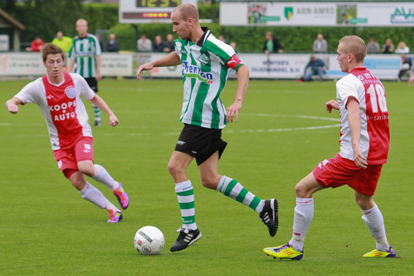 SC Genemuiden - IJsselmeervogels (Foto Helmich Lubberts).